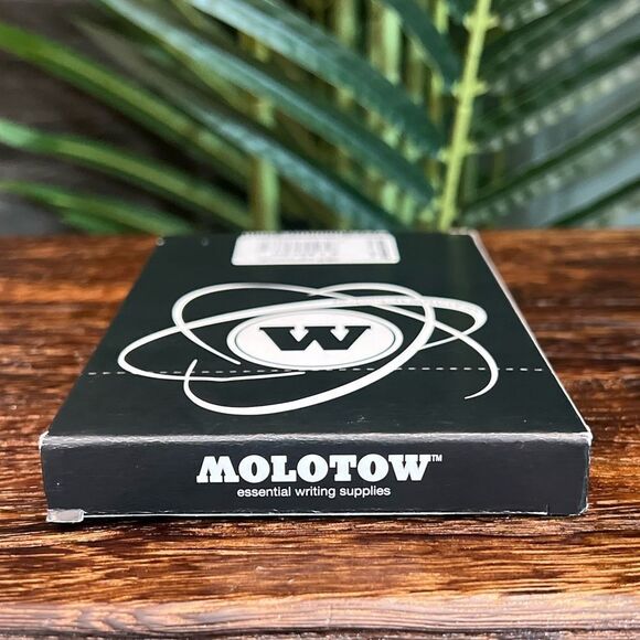 Molotow One4All Acrylic Pump Marker in Signal White. 4 mm Tip. 6-Pack. NIB! - Picture 11 of 11